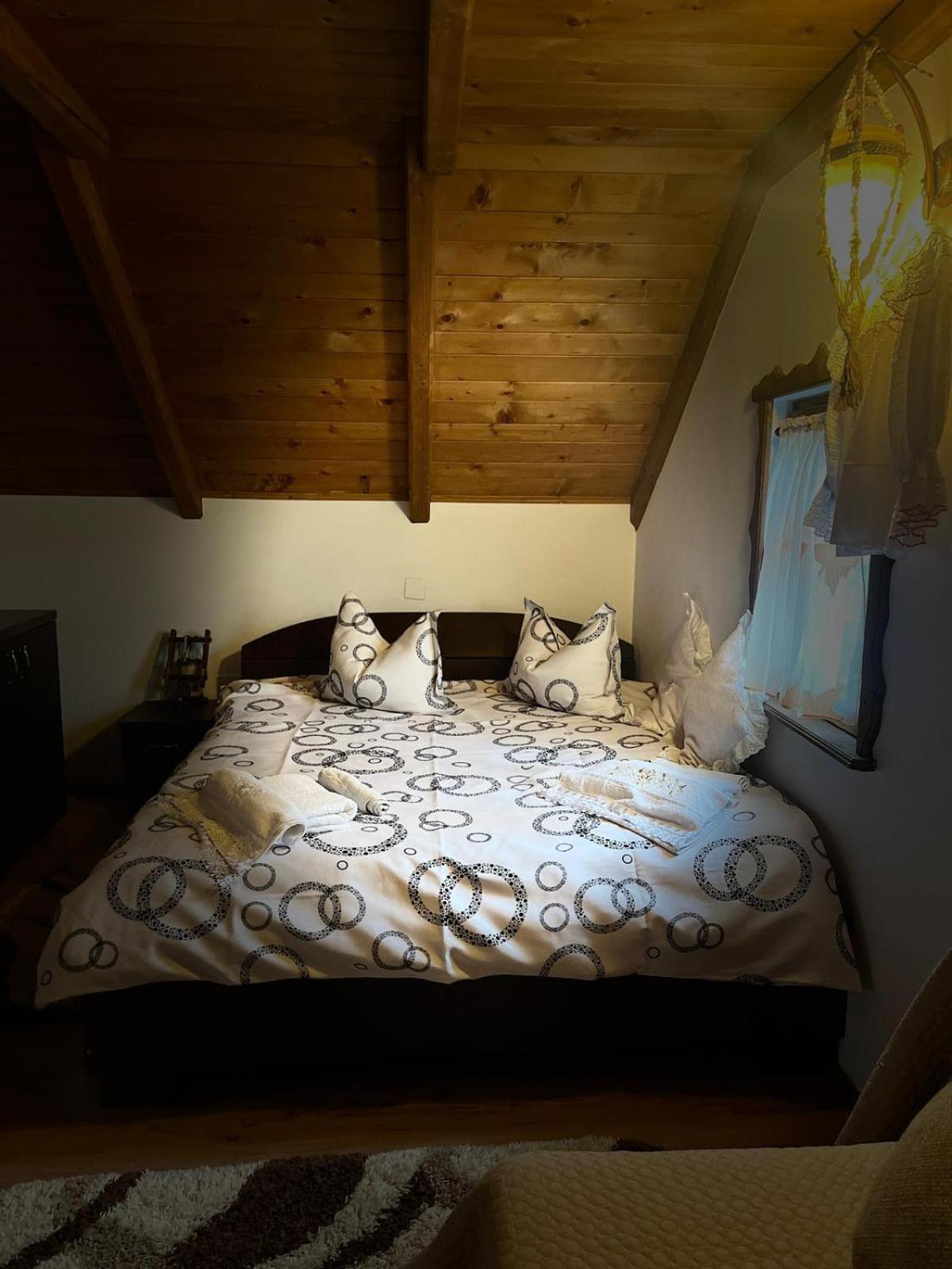 Cabana Rustic Borşa Zimmer foto